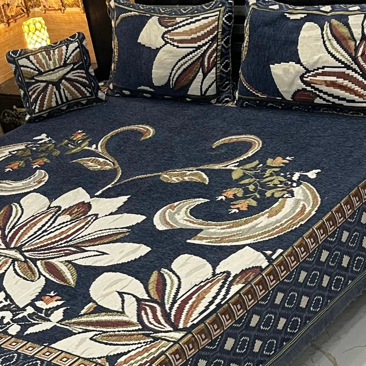 4pcs Bed Sheet Set Velvet Jacquard - Scented Whiispers