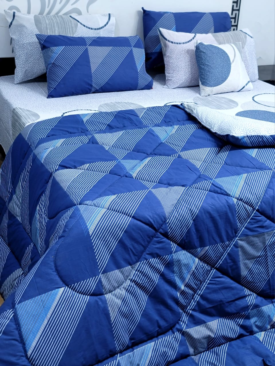 Winter Comforter Set