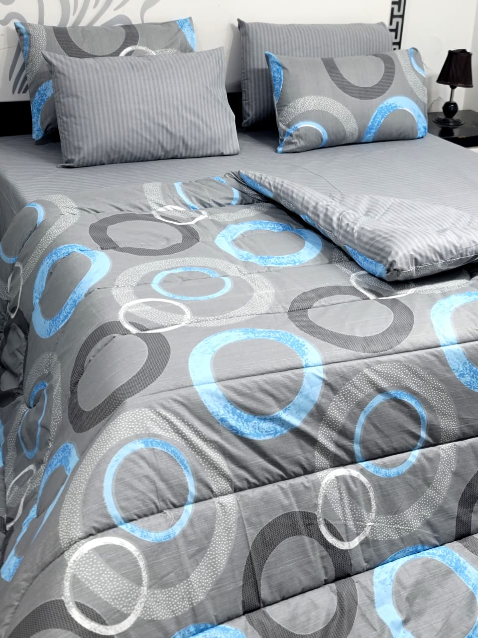 Winter Comforter Set